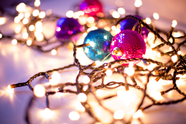 photo of 16 Gorgeous Christmas & Holiday Themed Bokeh Wallpapers image