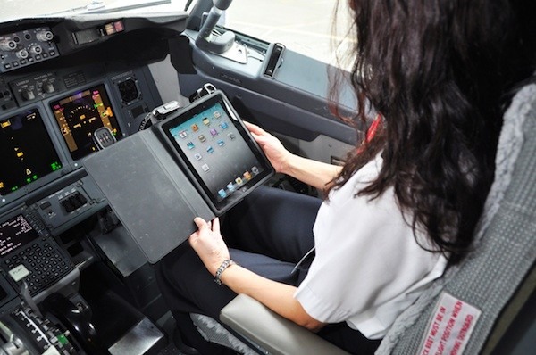 iPad becomes a flight manual