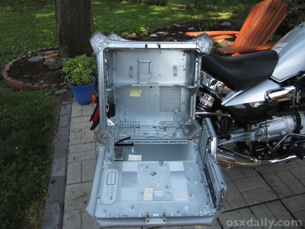Usable PowerMac G4 cases as motorcycle saddlebags