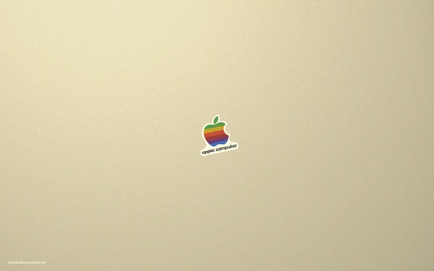 Retro Apple sticker turned wallpaper