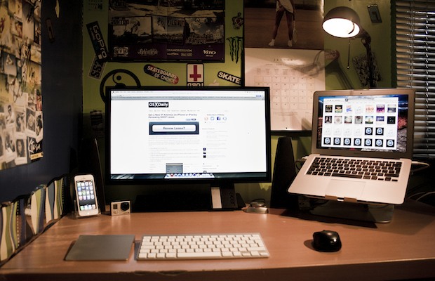 Mac Setups Amateur Video Producers Desk Osxdaily
