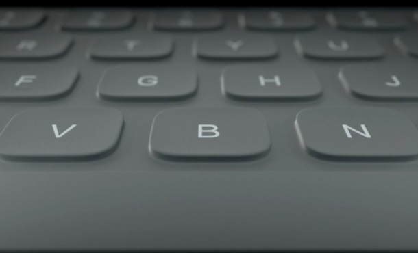 iPad Pro smart keyboard