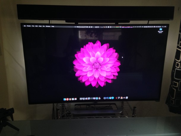 Mac setup desktop pub, TV as display and soundbar