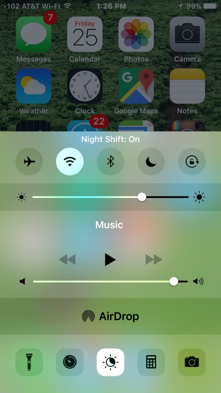 Night Shift disabled in iOS