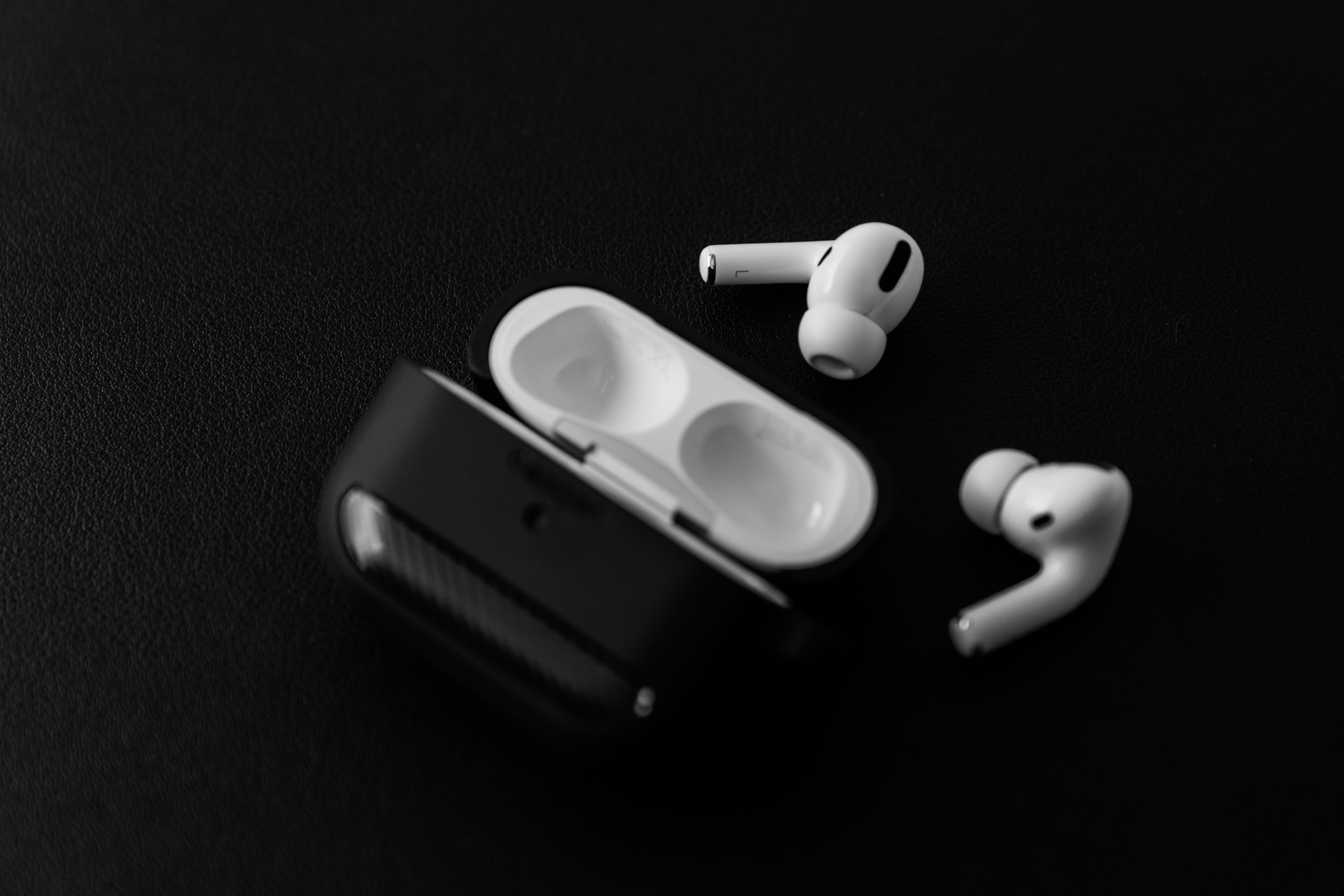 I nåde af Jonglere Folkeskole One AirPod Not Working? Here's How to Fix Left or Right AirPods Not Working  | OSXDaily