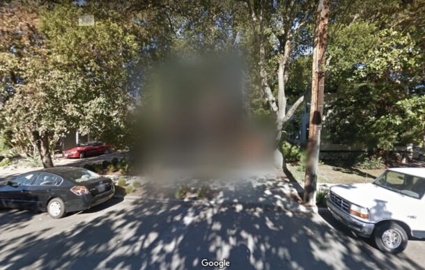 Google Maps blurred house example
